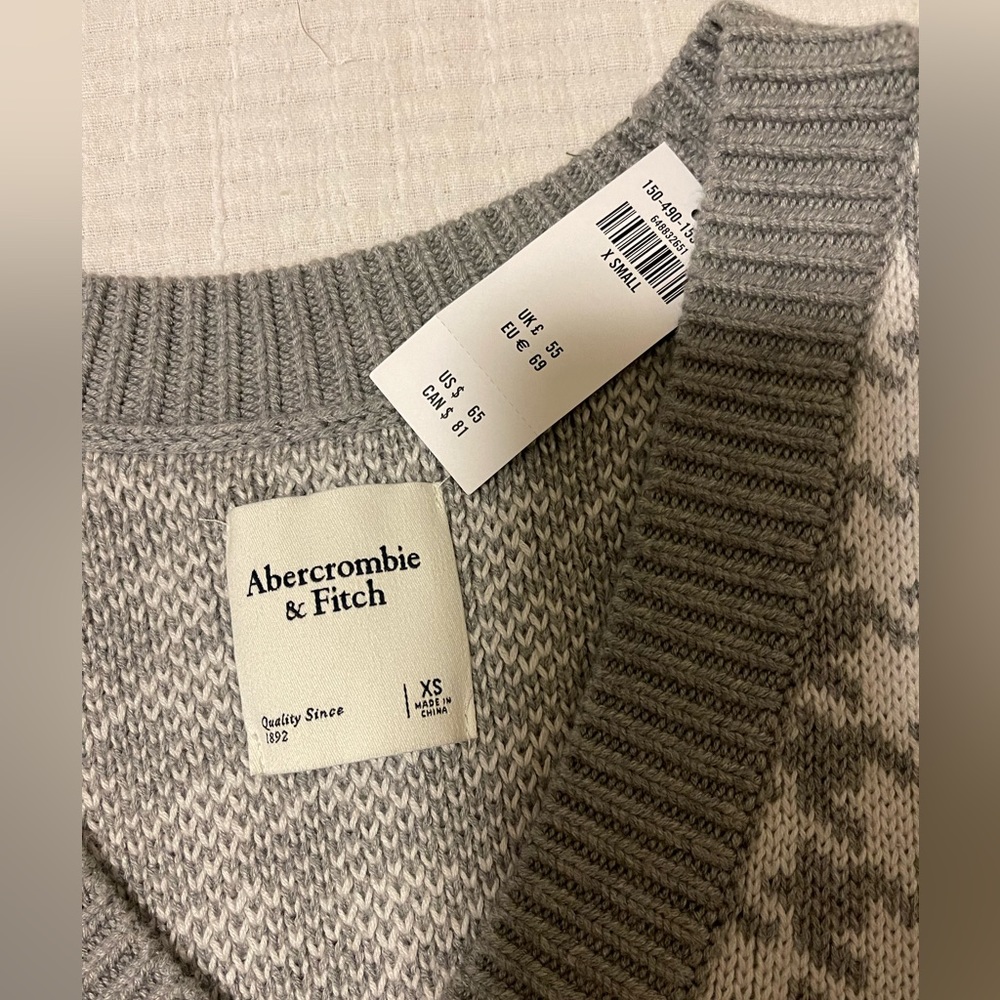 Sweater vest